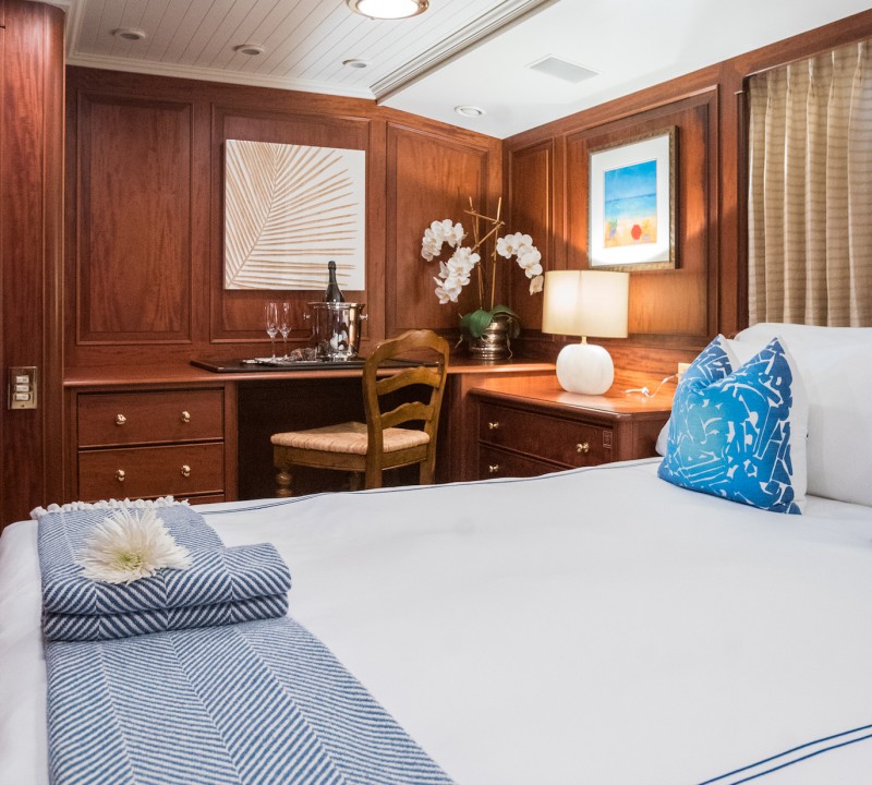 LADY J Yacht Charter Details, Palmer Johnson | CHARTERWORLD Luxury ...